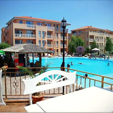Orange On Sunny Day 6 Complex Daire Tŭnkovo